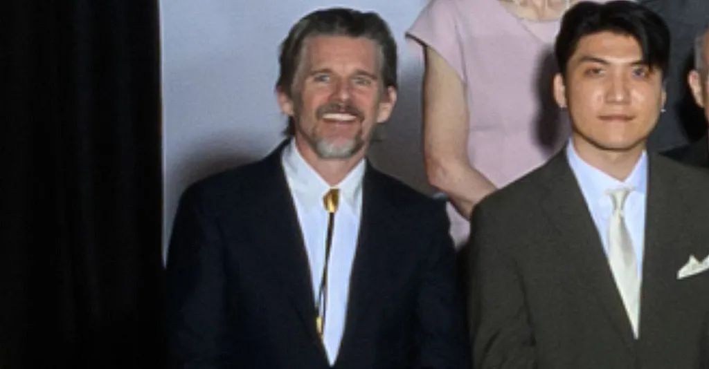 Ethan Hawke in the Oscars class photo