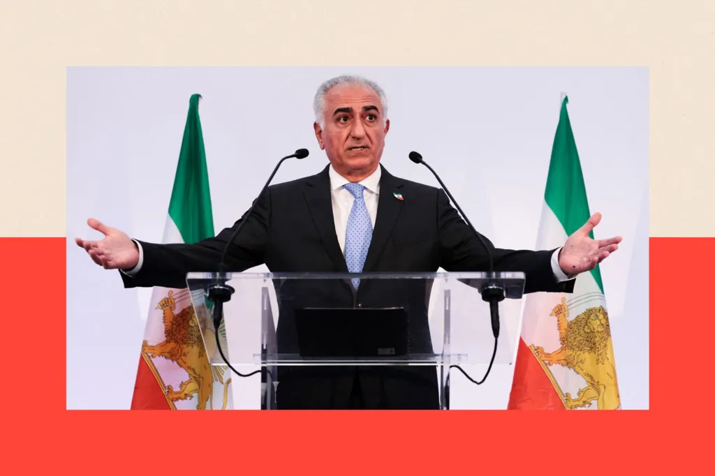 Reza Pahlavi holds a press conference 
