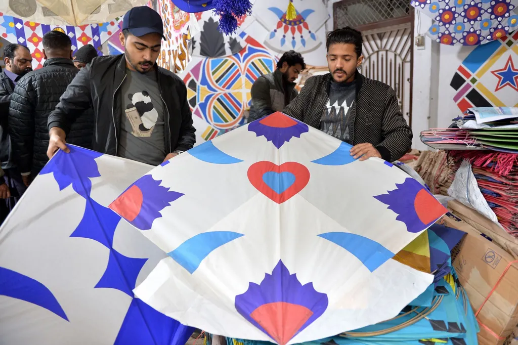 Workers prepare traditional kites at a workshop ahead of the upcoming Basant festival in Peshawar, in Peshawar, Pakistan, 03 February 2026. 