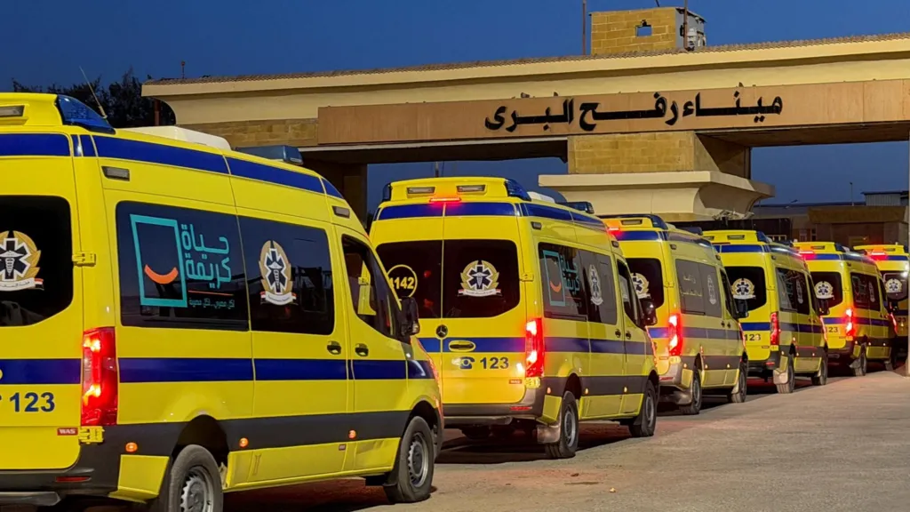 Egyptian ambulances wait on the Egyptian side of the Rafah crossing with Gaza, in Rafah, Egypt (2 February 2026)
